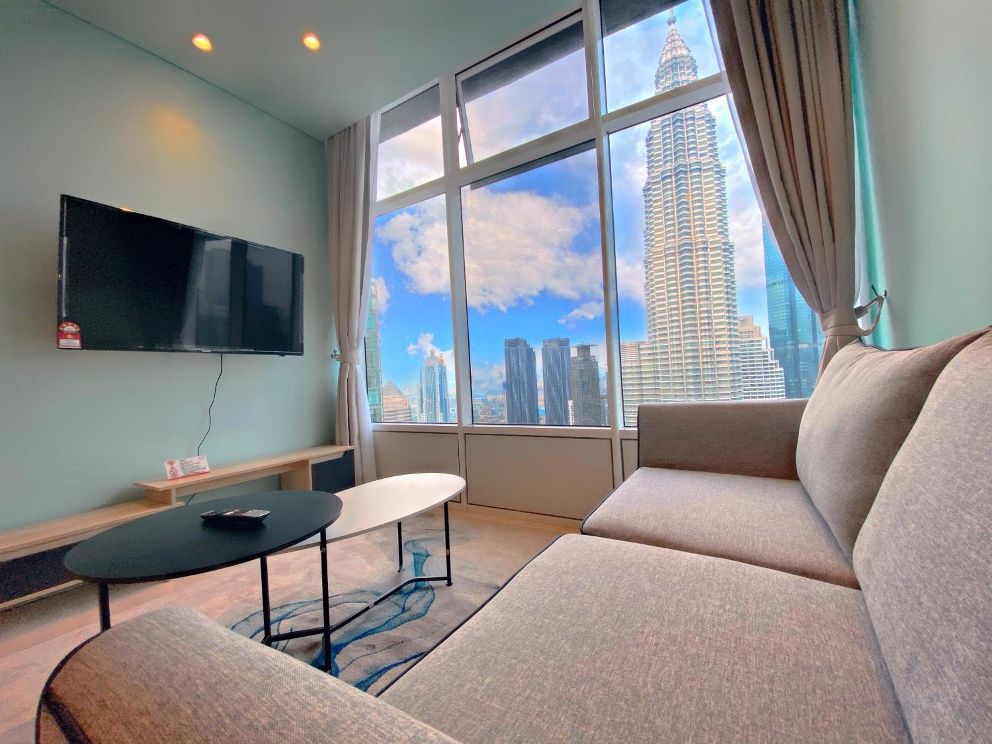 Sky Suits Klcc By White Houze — Photos 3